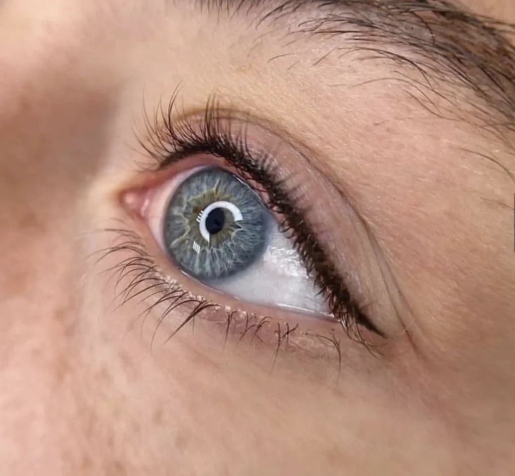How many years does permanent eyeliner last?